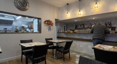 Brasserie-type bar of 65 m² in Marseille (13006)
