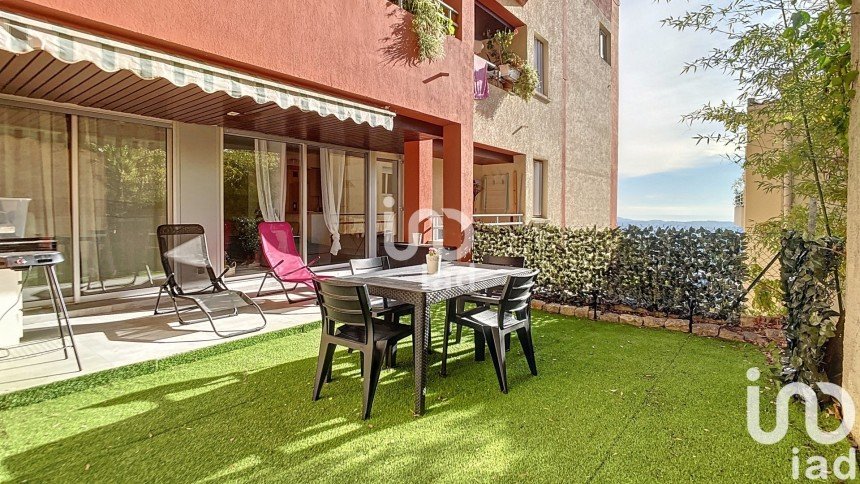 Apartment 2 rooms of 47 m² in Grasse (06130)