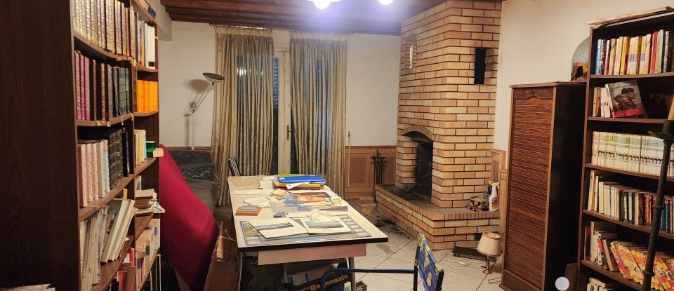 Village house 10 rooms of 290 m² in Riotord (43220)