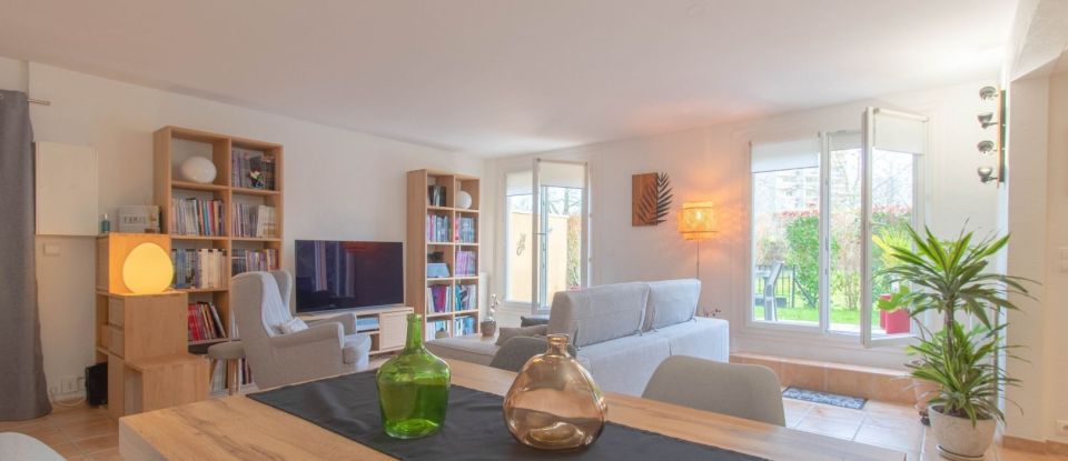 Apartment 5 rooms of 103 m² in Maurepas (78310)