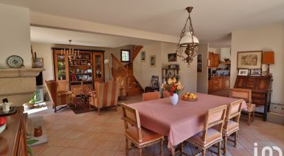 House 5 rooms of 165 m² in Carantec (29660)