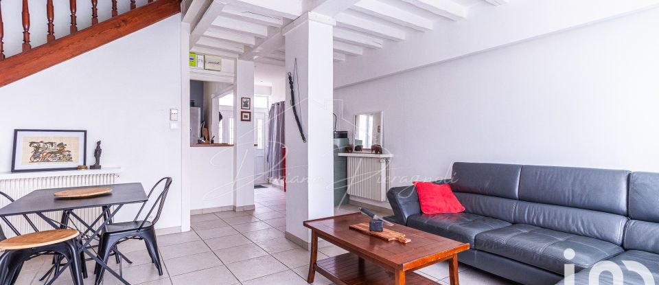 Maison traditionnelle 6 pièces de 110 m² à Méry-sur-Oise (95540)