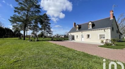 Country house 6 rooms of 145 m² in La Chapelle-sur-Loire (37140)
