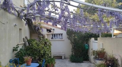 House 6 rooms of 156 m² in Bouillargues (30230)