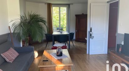 House 5 rooms of 131 m² in Villecresnes (94440)
