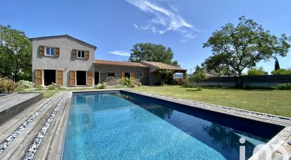 Traditional house 4 rooms of 148 m² in Fayence (83440)