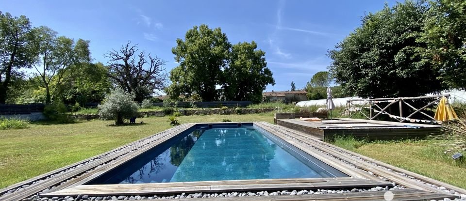 Traditional house 4 rooms of 148 m² in Fayence (83440)