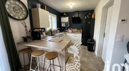 House 4 rooms of 82 m² in Roches-Prémarie-Andillé (86340)