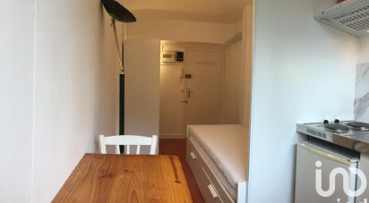Studio 1 room of 10 m² in Chatou (78400)