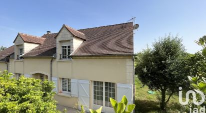 Maison traditionnelle 7 pièces de 180 m² à Vaux-sur-Seine (78740)
