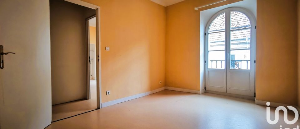 Appartement 4 pièces de 95 m² à Plombières-les-Bains (88370)