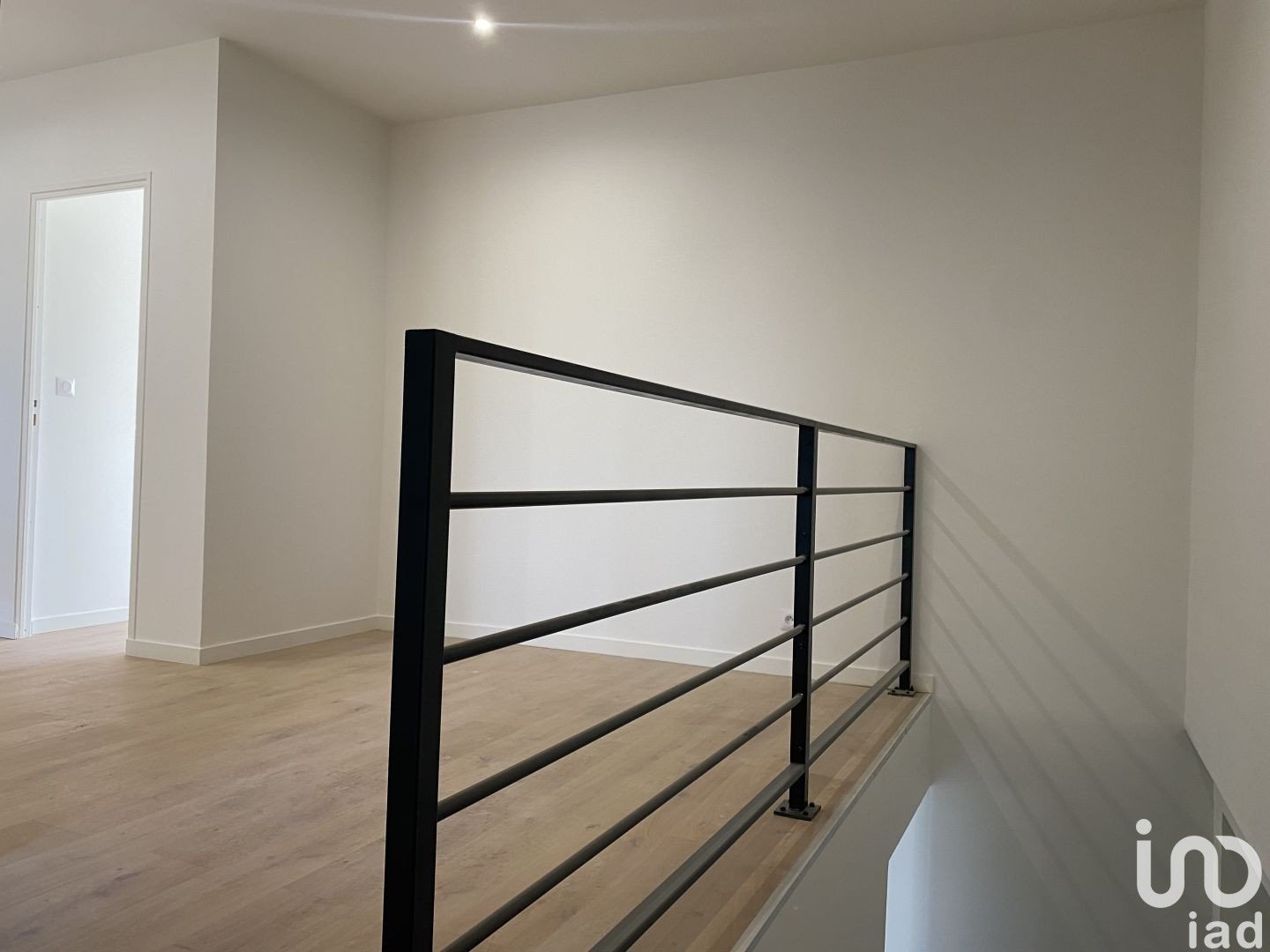 Maison a vendre  - 8 pièce(s) - 185 m2 - Surfyn