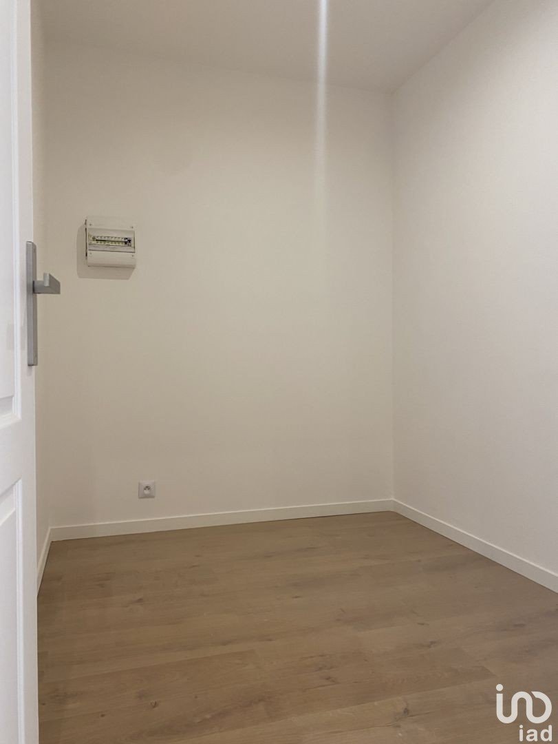 Maison a vendre  - 8 pièce(s) - 185 m2 - Surfyn