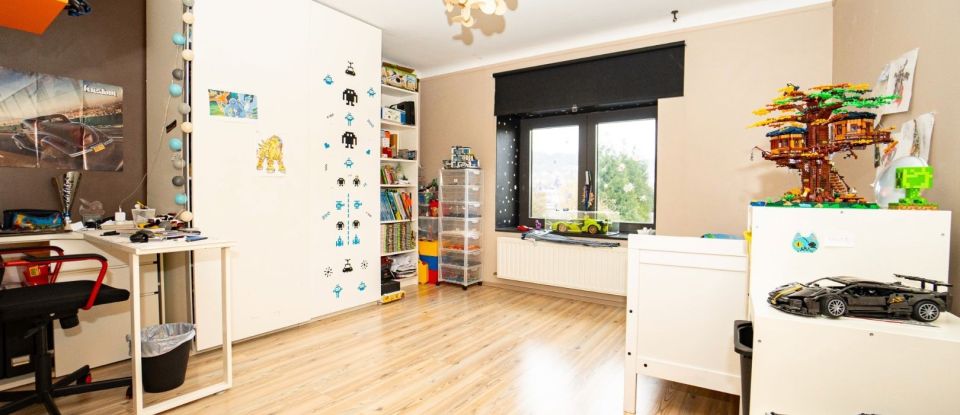 House 6 rooms of 172 m² in Russange (57390)