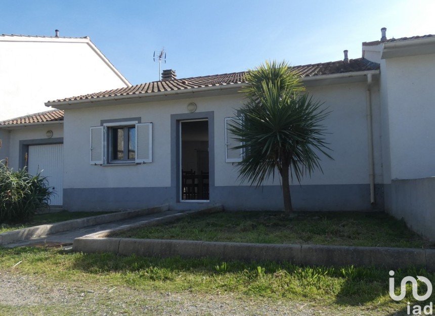 Vente Maison 66m² 3 Pièces à Santa-Lucia-di-Moriani (20230) - Iad France