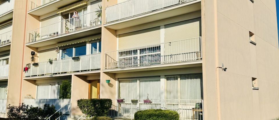 Apartment 3 rooms of 63 m² in Saintry-sur-Seine (91250)