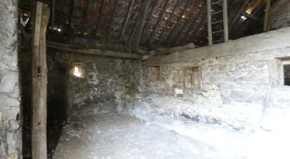 Barn conversion 1 room of 100 m² in Colombier (03600)