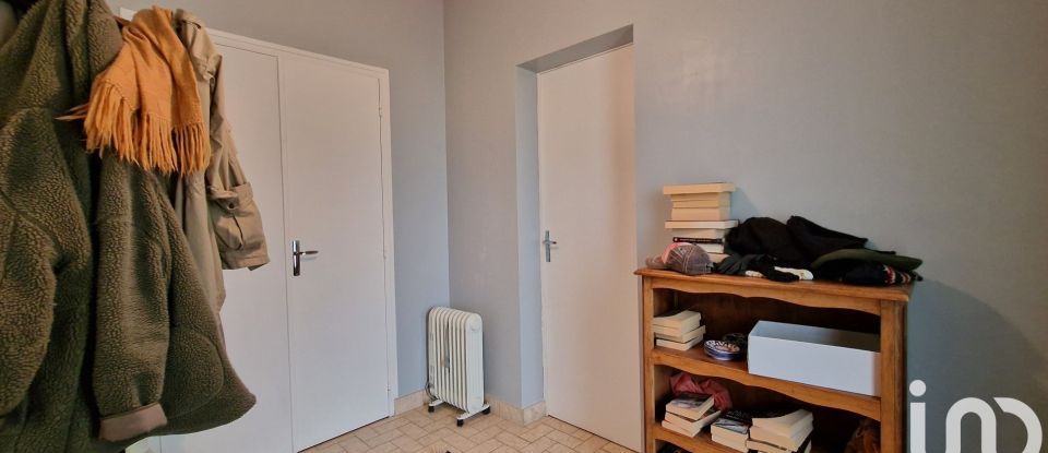 Traditional house 5 rooms of 130 m² in Niort (79000)