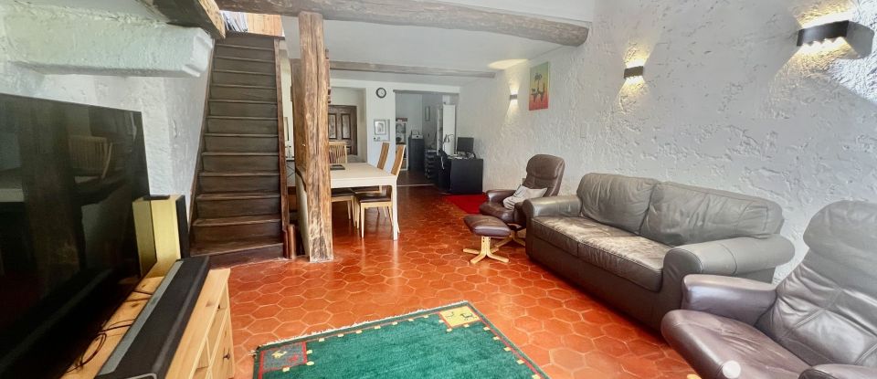 House 5 rooms of 120 m² in La Garde-Freinet (83680)