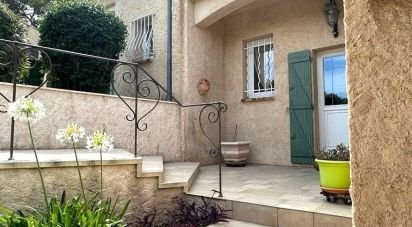 House 4 rooms of 129 m² in Trans-en-Provence (83720)