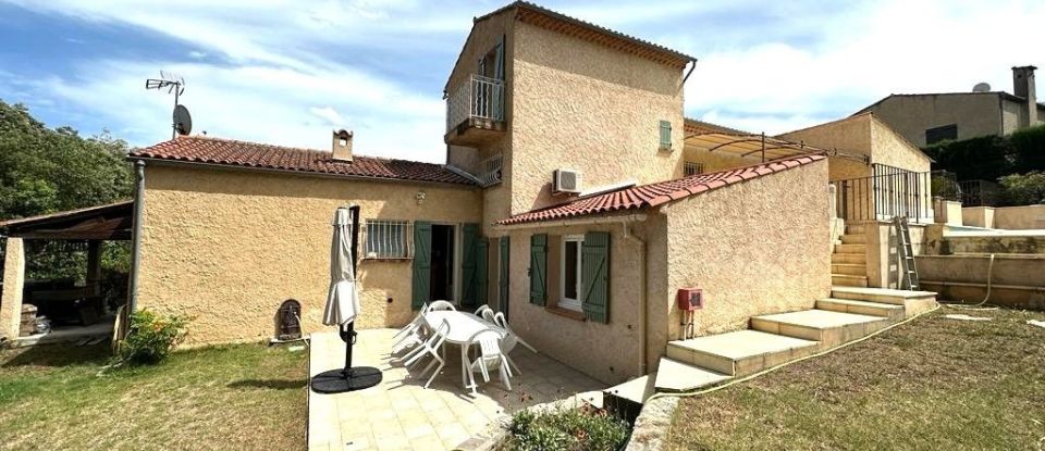 Maison 4 pièces de 129 m² à Trans-en-Provence (83720)