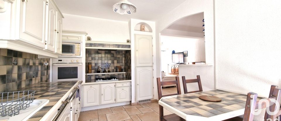 Maison traditionnelle 6 pièces de 154 m² à Le Beausset (83330)