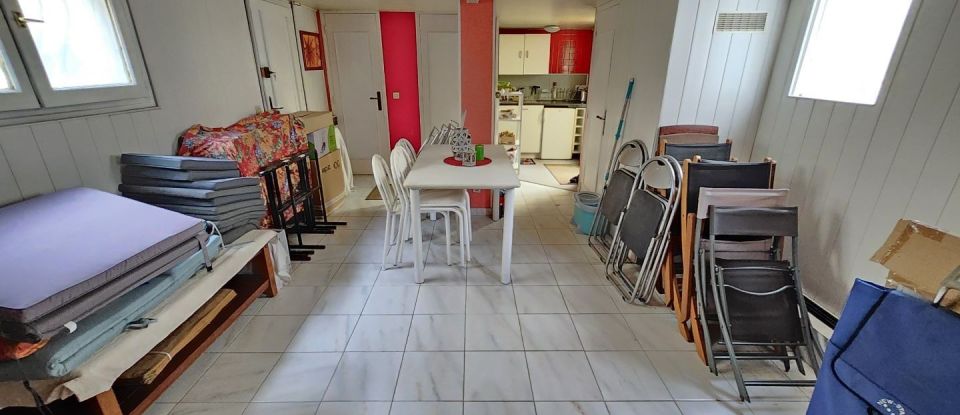 House 5 rooms of 120 m² in Clichy-sous-Bois (93390)