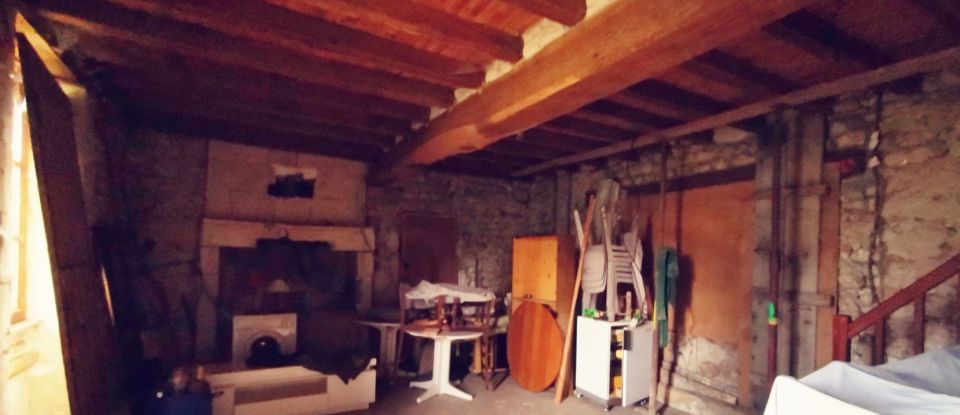 House 4 rooms of 184 m² in La Roche-Posay (86270)