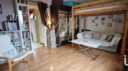 Apartment 1 room of 30 m² in Dampmart (77400)