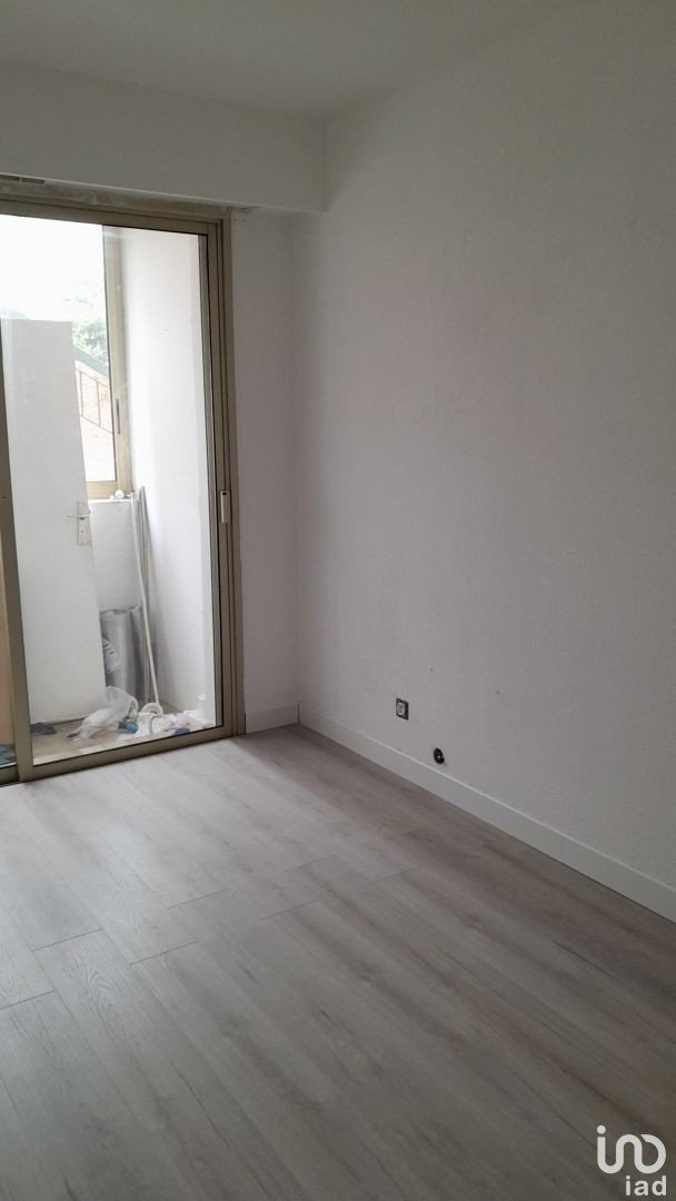 Appartement 2 pièces de 30 m² à Villeneuve-Loubet (06270)