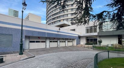 Parking of 11 m² in Puteaux (92800)
