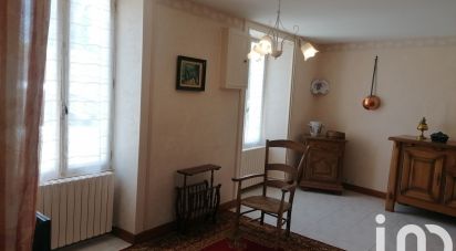 Village house 5 rooms of 110 m² in Coulon (79510)