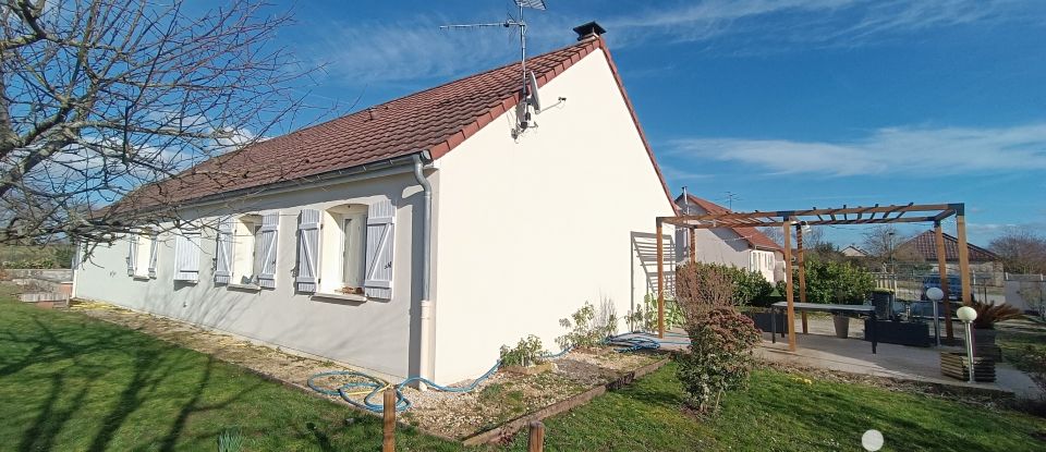 Traditional house 5 rooms of 106 m² in Drambon (21270)