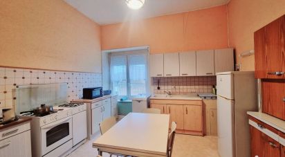 Apartment 3 rooms of 61 m² in Noyers-Pont-Maugis (08350)