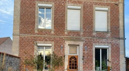 Maison 7 pièces de 174 m² à Berthecourt (60370)