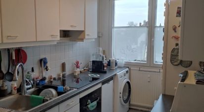 Apartment 3 rooms of 67 m² in Lille (59800)