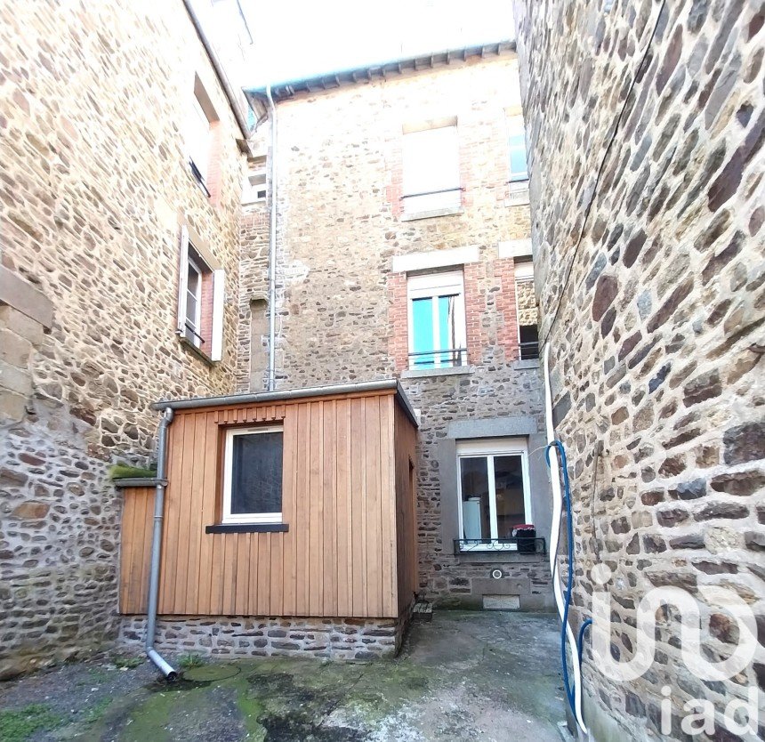 Apartment 5 rooms of 52 m² in Fougères (35300)