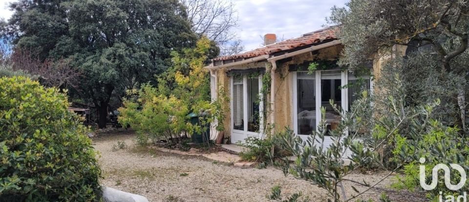 House 6 rooms of 117 m² in Châteauneuf-de-Gadagne (84470)