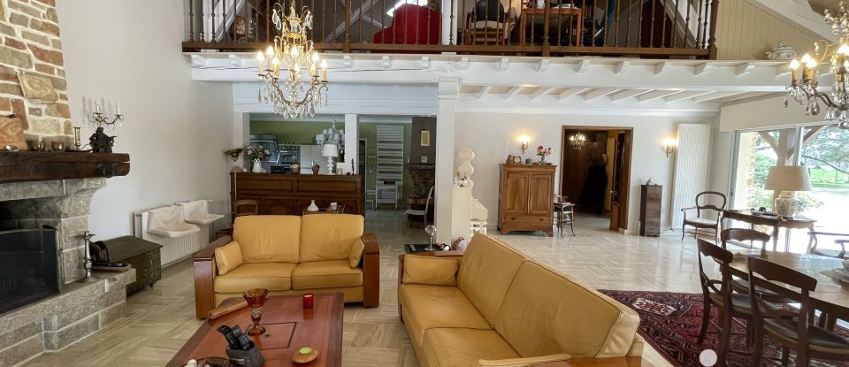 Maison traditionnelle 7 pièces de 274 m² à Horsarrieu (40700)