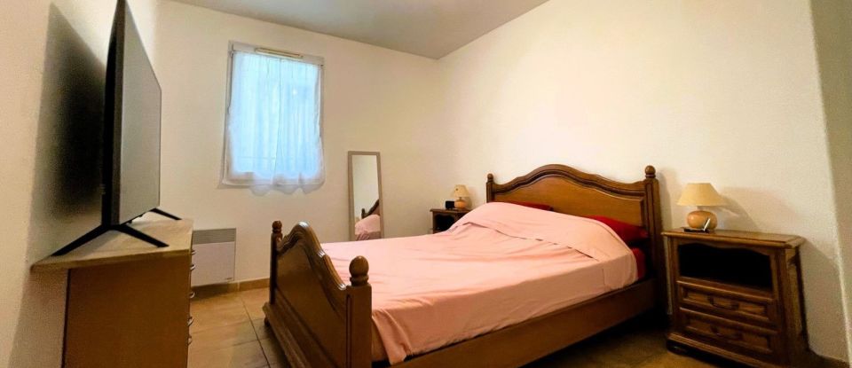 Apartment 3 rooms of 58 m² in La Londe-les-Maures (83250)