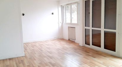 Apartment 3 rooms of 71 m² in Gentilly (94250)