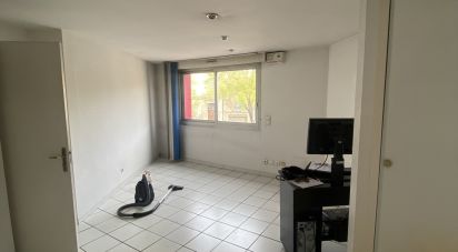 Apartment 4 rooms of 68 m² in Nîmes (30900)