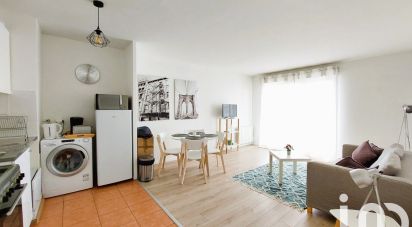 Appartement 2 pièces de 43 m² à Alfortville (94140)