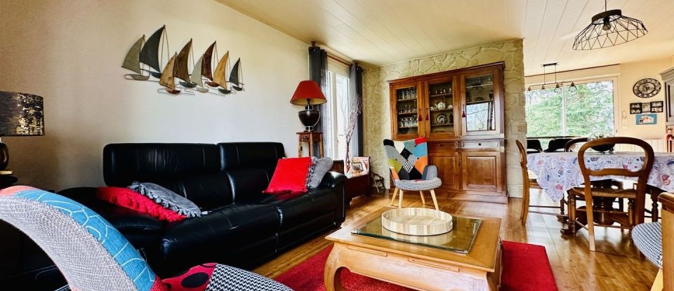 House 7 rooms of 132 m² in Sainte-Flaive-des-Loups (85150)