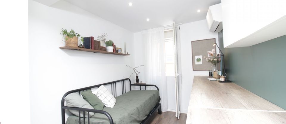 Appartement 4 pièces de 65 m² à Port-Vendres (66660)