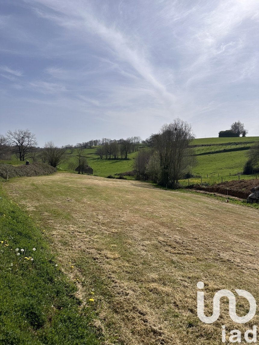 Land of 2,023 m² in Layrisse (65380)