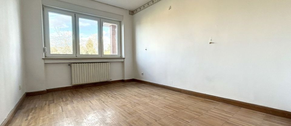 House 8 rooms of 153 m² in Hunting (57480)