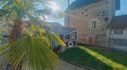 House 3 rooms of 69 m² in Thouars (79100)