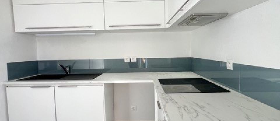 Apartment 4 rooms of 89 m² in Bruges (33520)