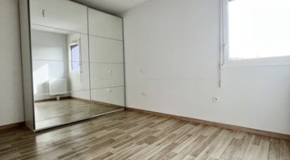Appartement 4 pièces de 89 m² à Bruges (33520)